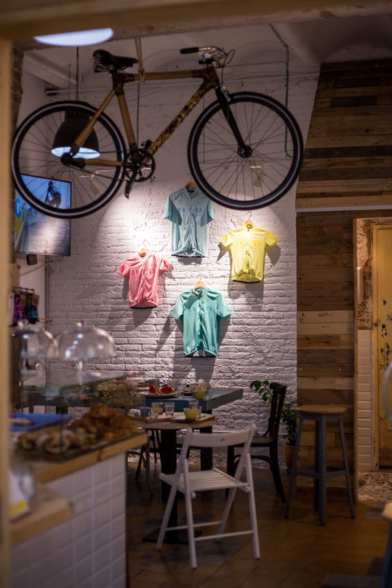 MET 2016 Red Hook Criterium Barcelona