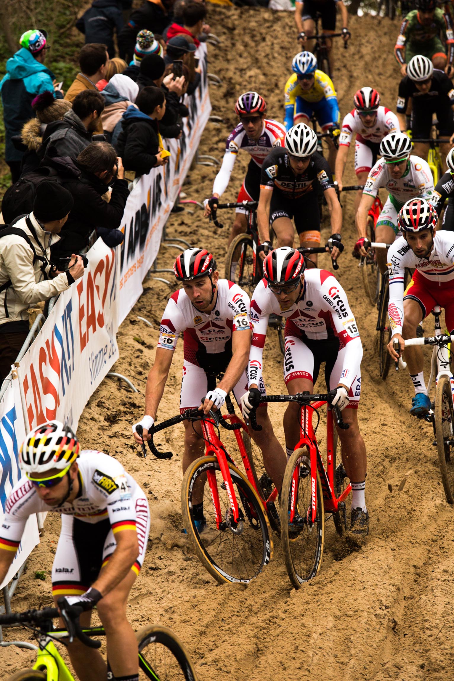 met helmets cyclocross era circus day8 16