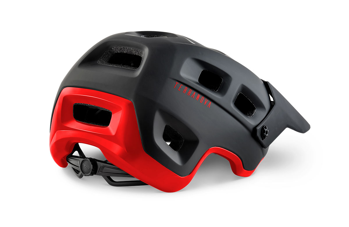 red mountain bike helmet