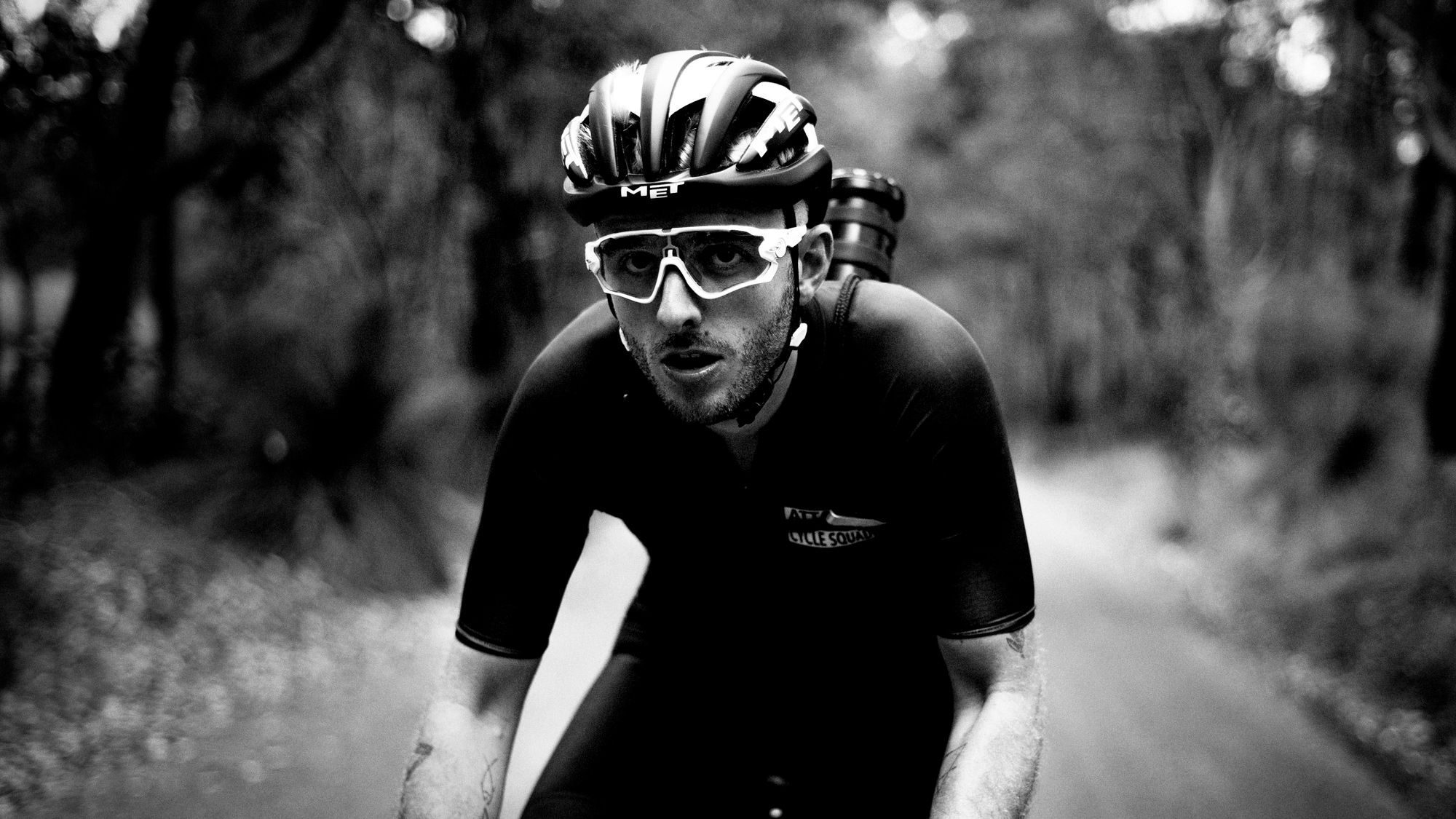 Francis Cade MET Helmets Trenta