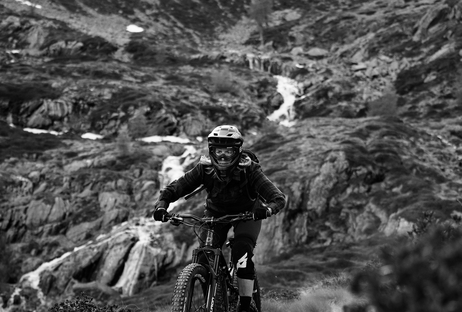 Mountain Obsession - A MET Parachute MCR Story MET Helmets