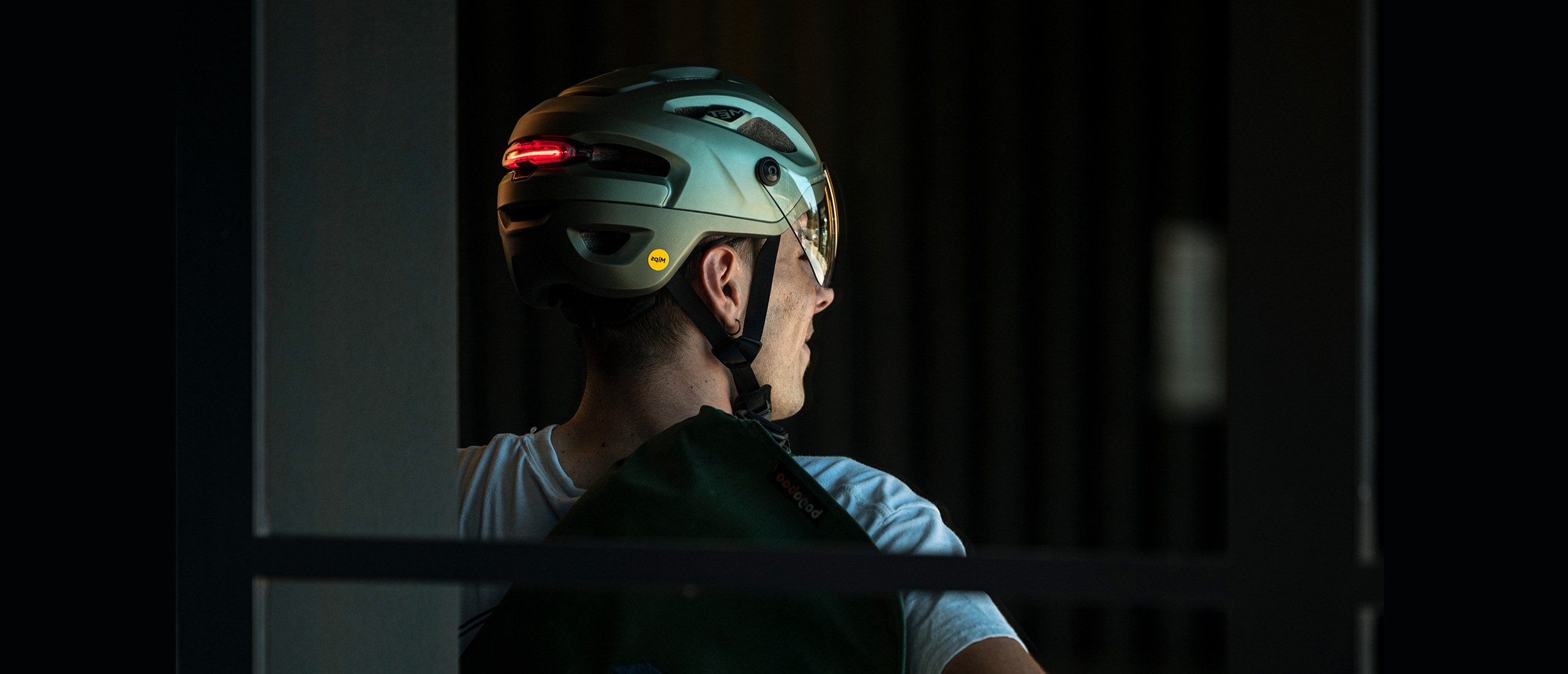 Magnetic USB Led Light | MET Helmets