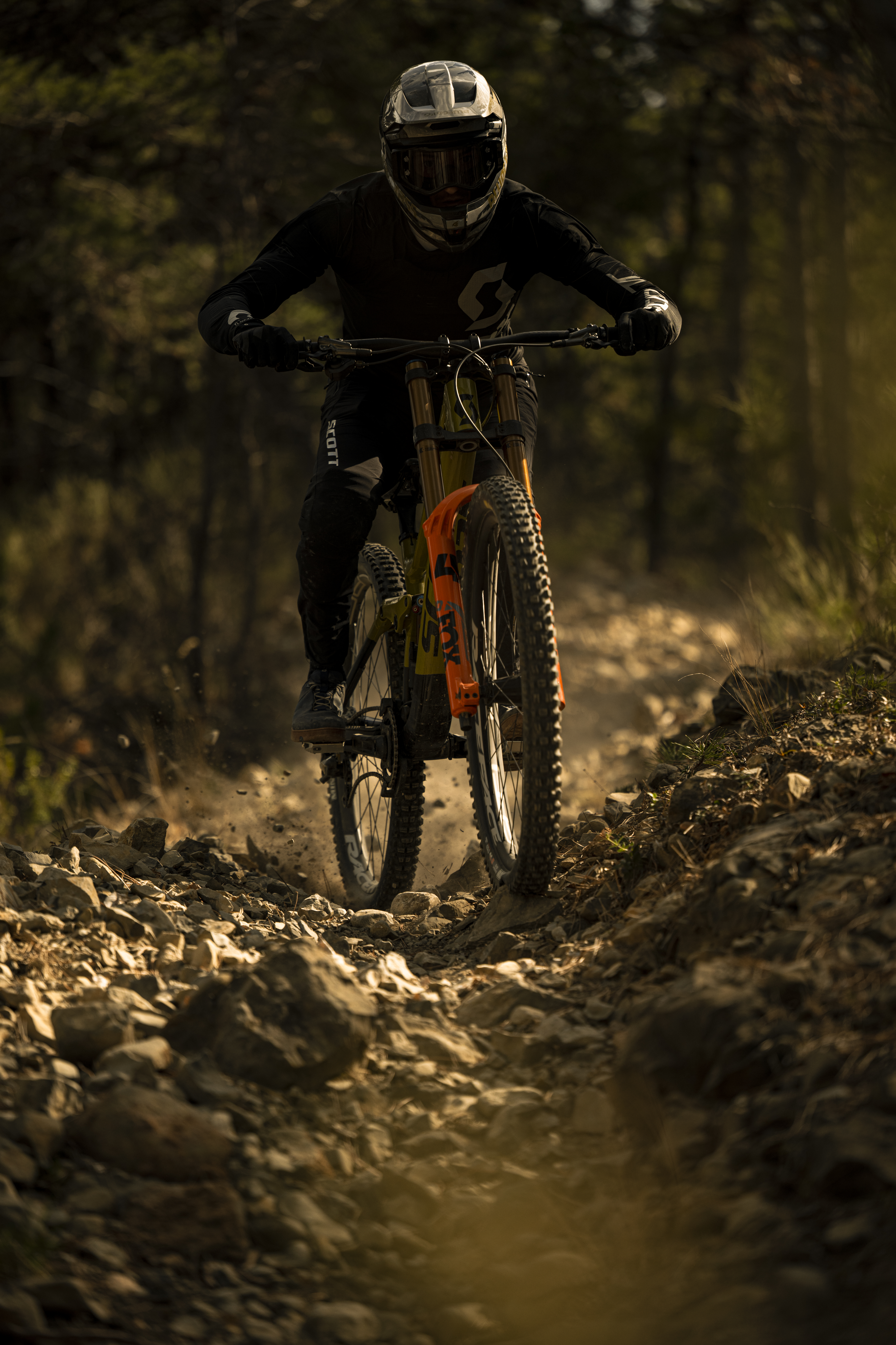 Bluegrass EVO Team Camp_ULY_7665_@ulyssedaessle @met_helmets