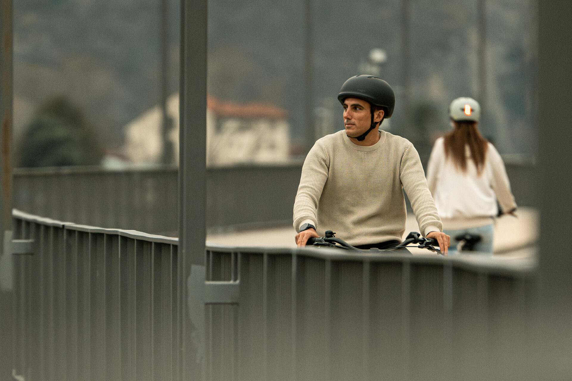 MET Vibe is an E-Bike Commuter Urban Helmet with rear USB LED light, NTA 8776 Certified.