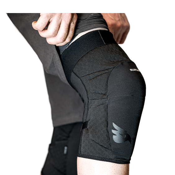 Bluegrass Arto Knee is a Level 2 Type B Certified MTB Kneepads for Trail, Enduro, DH and E-MTB featuring SAS-TEC Technology