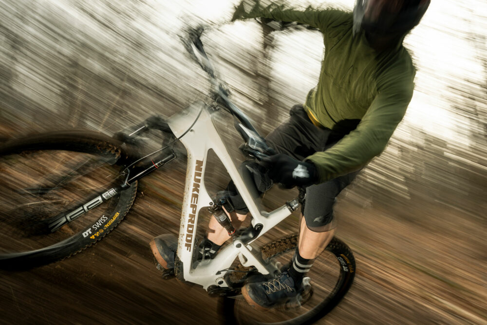 Bluegrass Aura Elbow is a Level 1 Certified MTB Elbowpads for Trail, Enduro, DH and E-MTB featuring SAS-TEC Technology