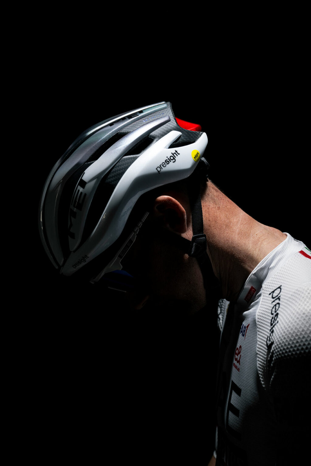 Peleton Helmet Racing UAE Team Emirates and UAE Team ADQ Editions | MET Helmets