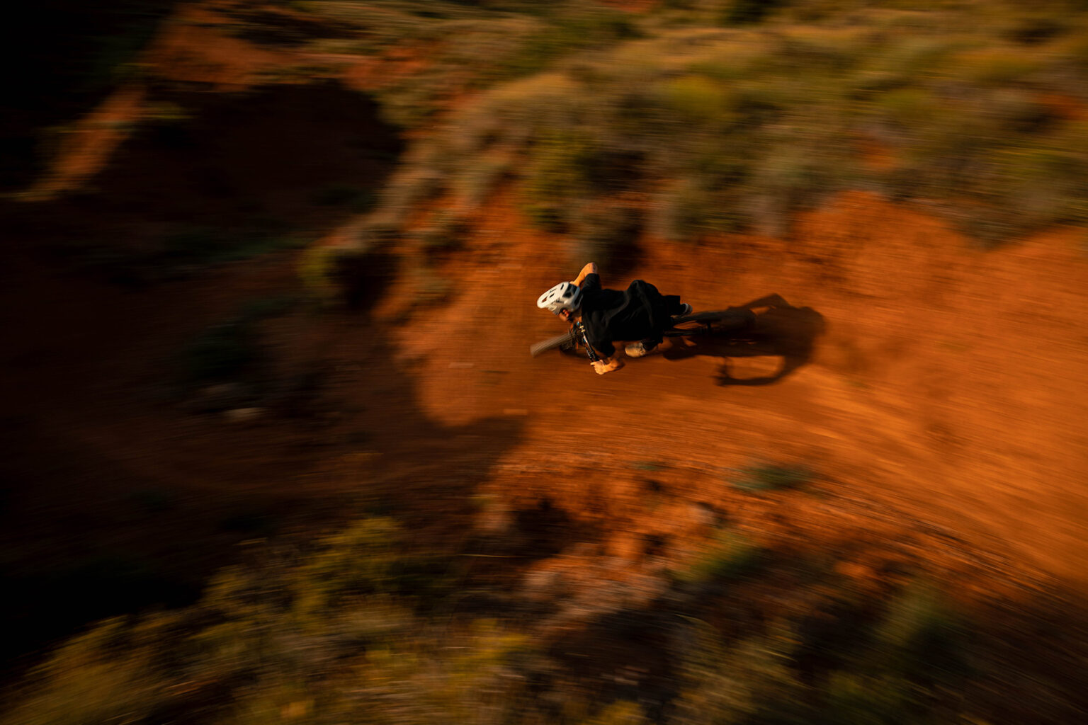 MET Revo MTB helmet in action Spain