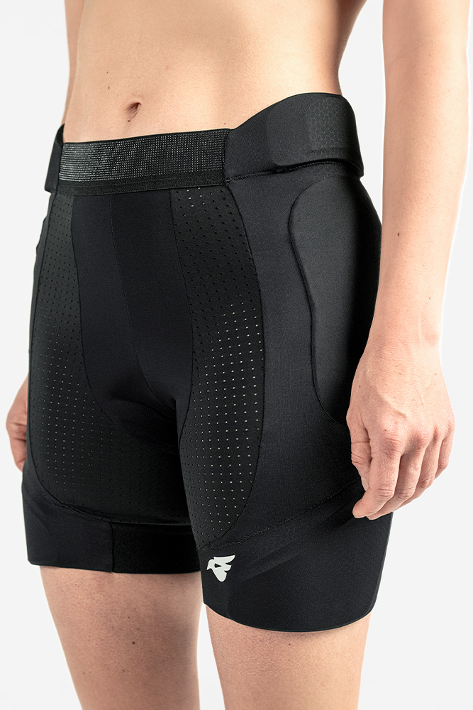 Bluegrass Undershorts Arto Aura – lightweight, breathable MTB protective shorts