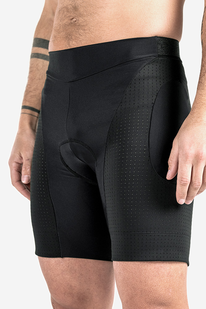 Bluegrass Undershorts Arto Aura – lightweight, breathable MTB protective shorts