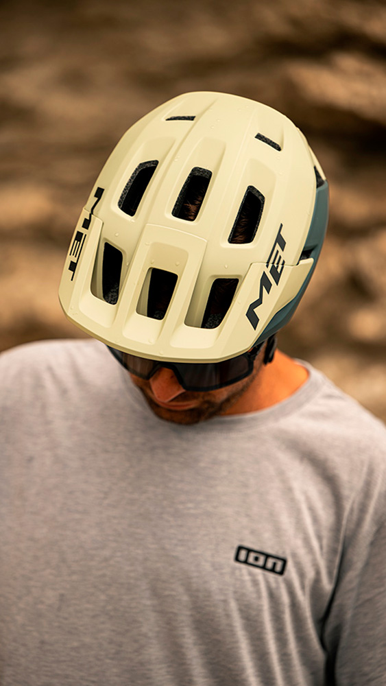 MET_Helmets_Terrae_mtb_helmet