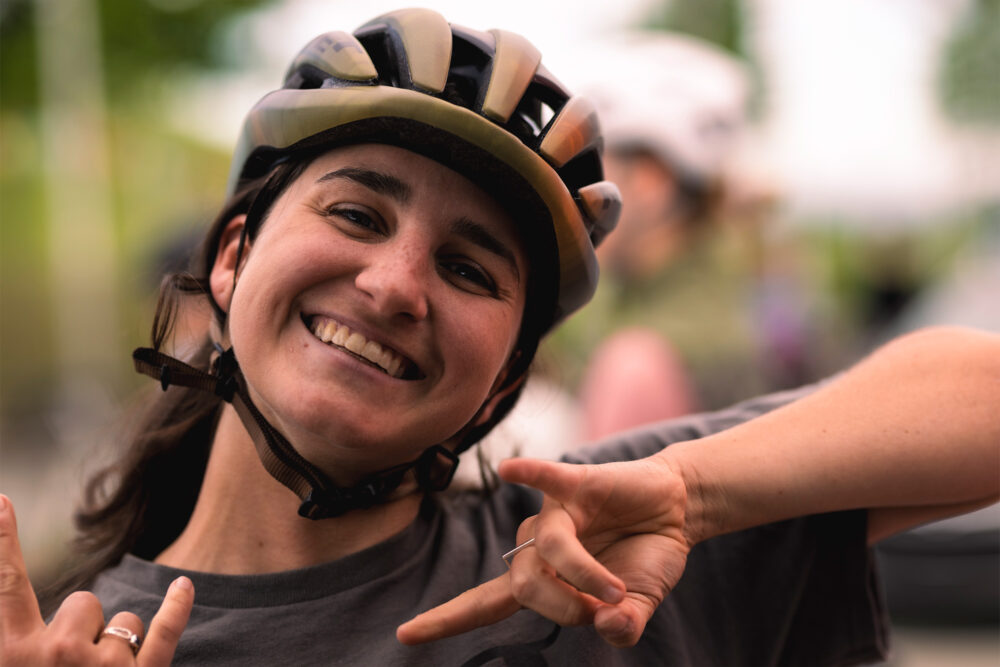 Women cycling HIVE RIDE MET Helmets